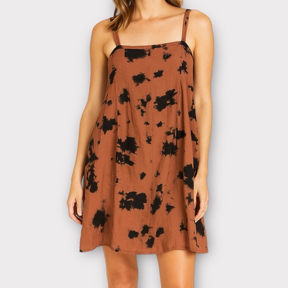 cut loose Dresses & Skirts - Cut Loose Women’s Dress Adjustable Strap Splotch Print Lagenlook Bohemian Boho